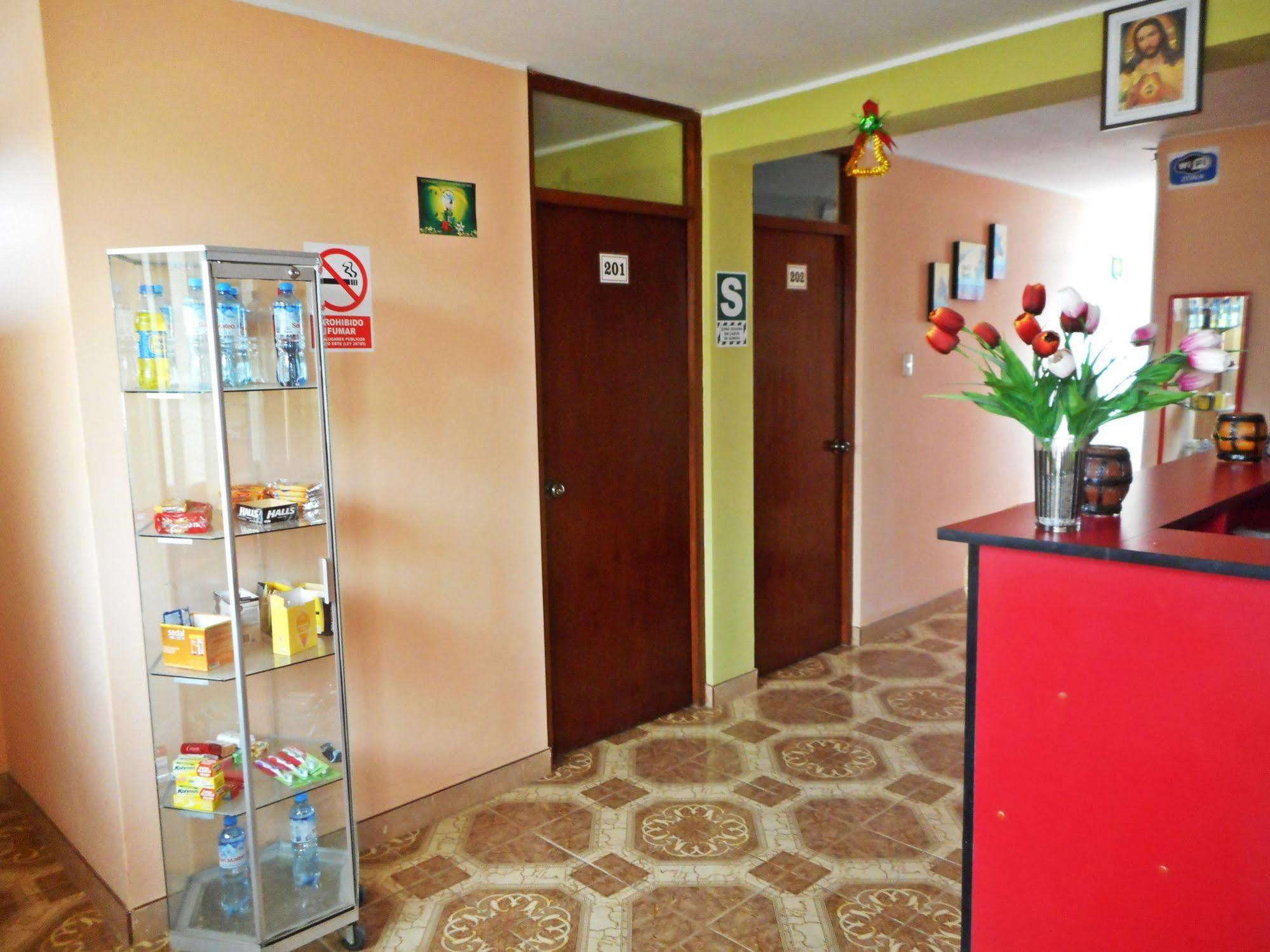 Hostal Geminis San Juan Bautista المظهر الخارجي الصورة