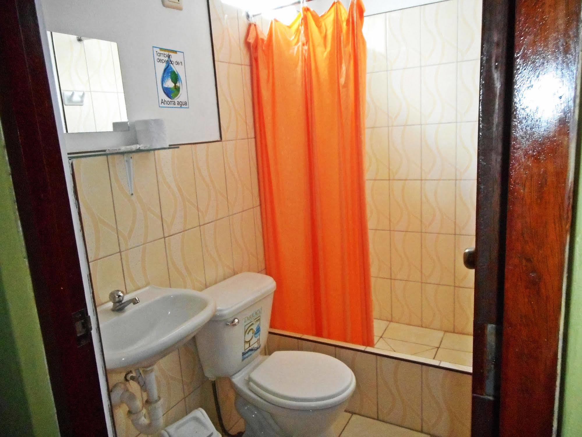 Hostal Geminis San Juan Bautista المظهر الخارجي الصورة