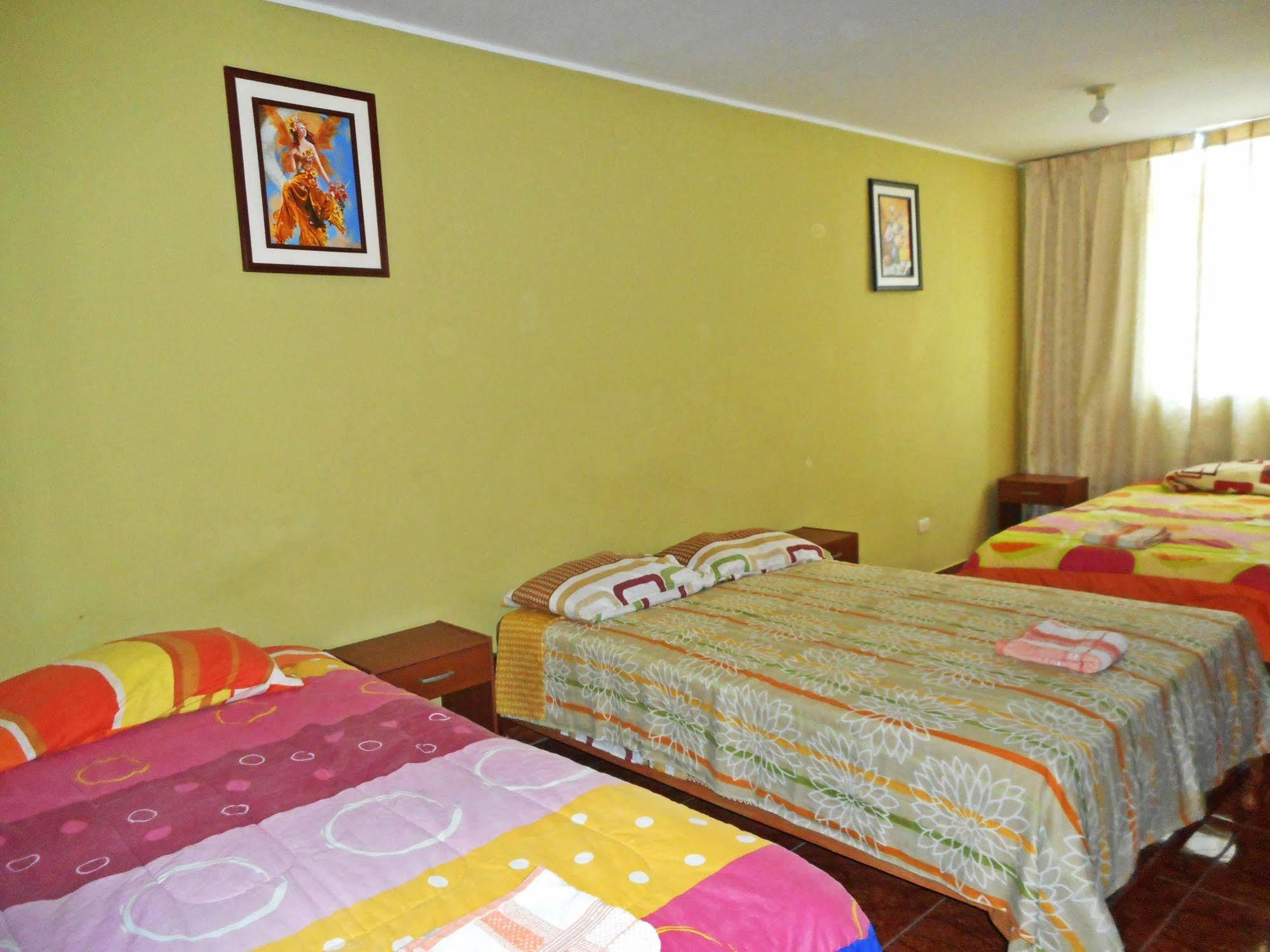 Hostal Geminis San Juan Bautista المظهر الخارجي الصورة