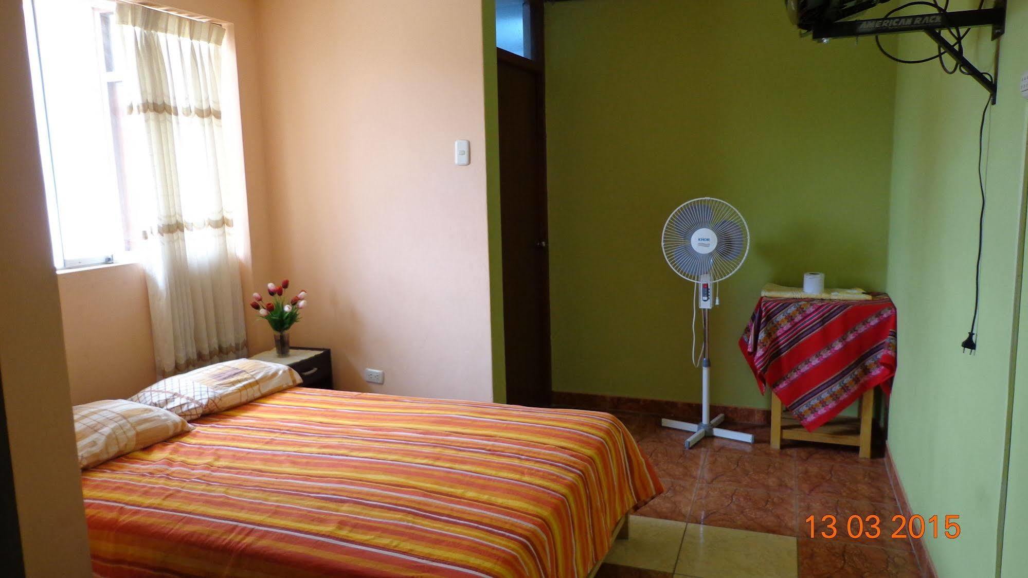 Hostal Geminis San Juan Bautista المظهر الخارجي الصورة